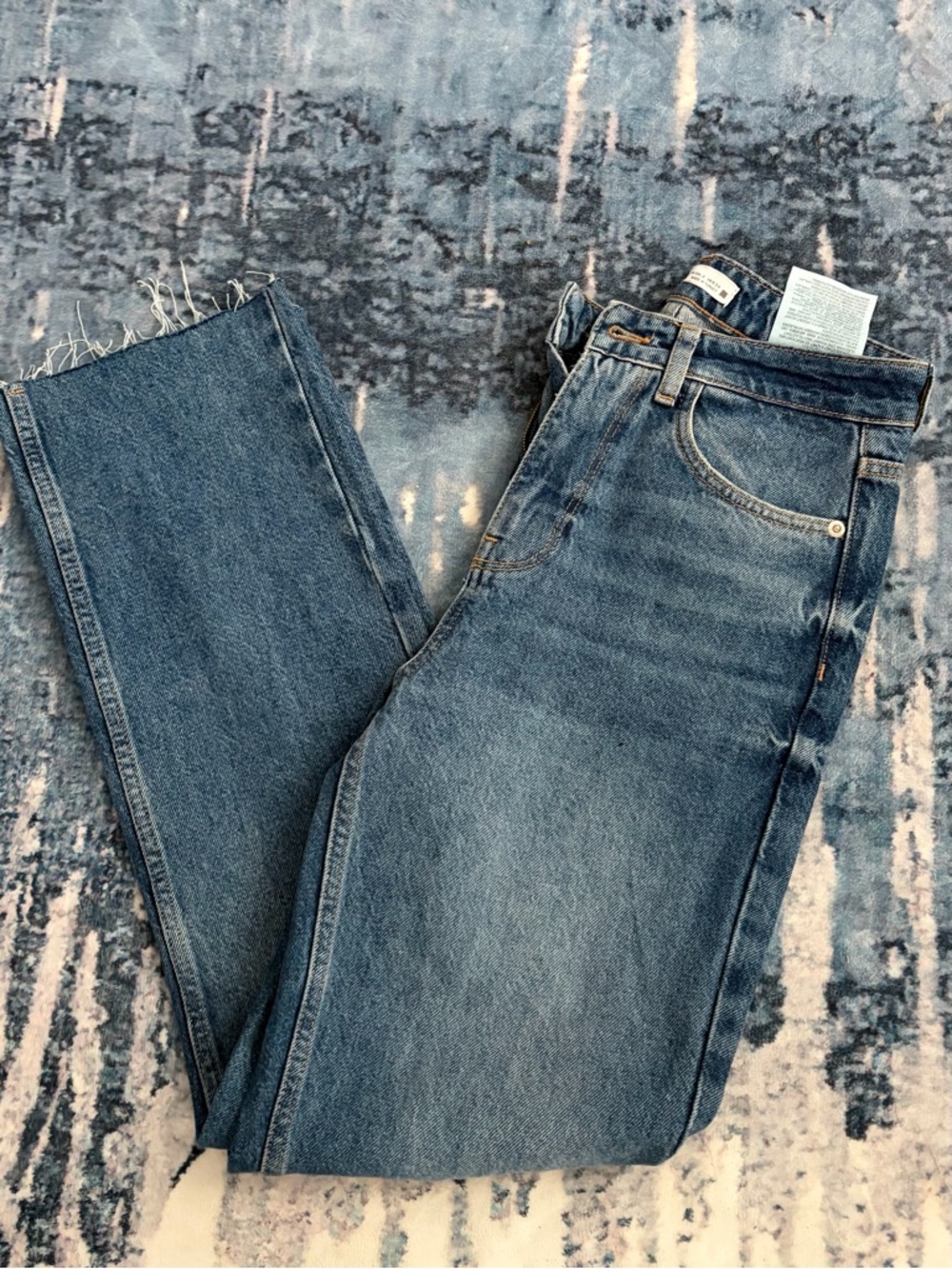 Zara Women’s Straight-Leg Denim Jeans in Faded Blue